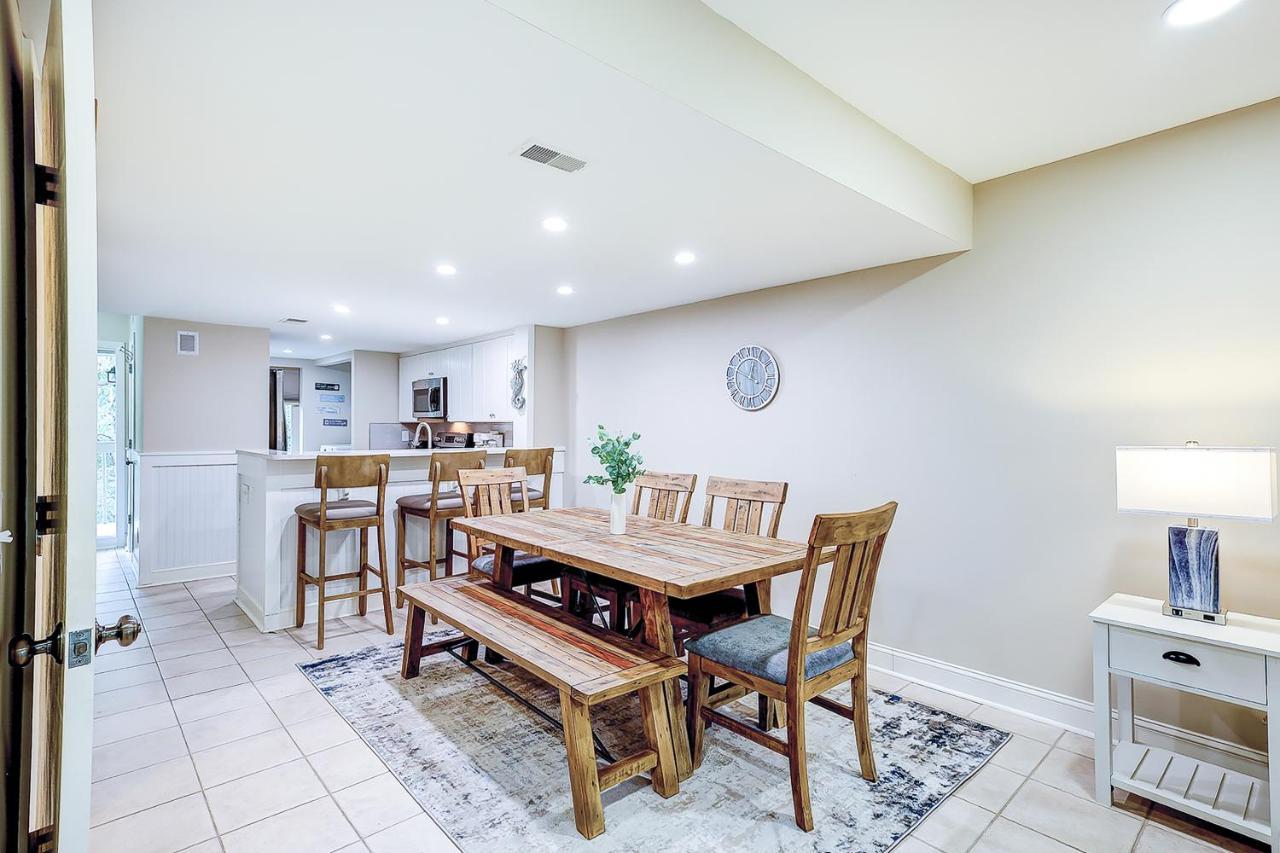 Surf Court Villas 5 هيلتون رئيس جزيرة المظهر الخارجي الصورة